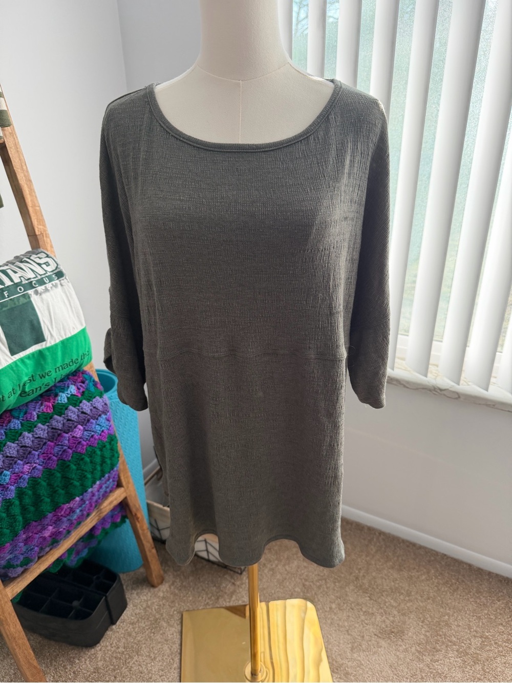 Max Studio Blouse size 1X